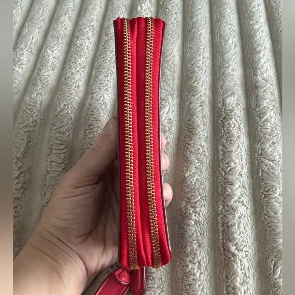 Coach Long Zip Around Wallet in Signature Canvas - Picture 4 of 12